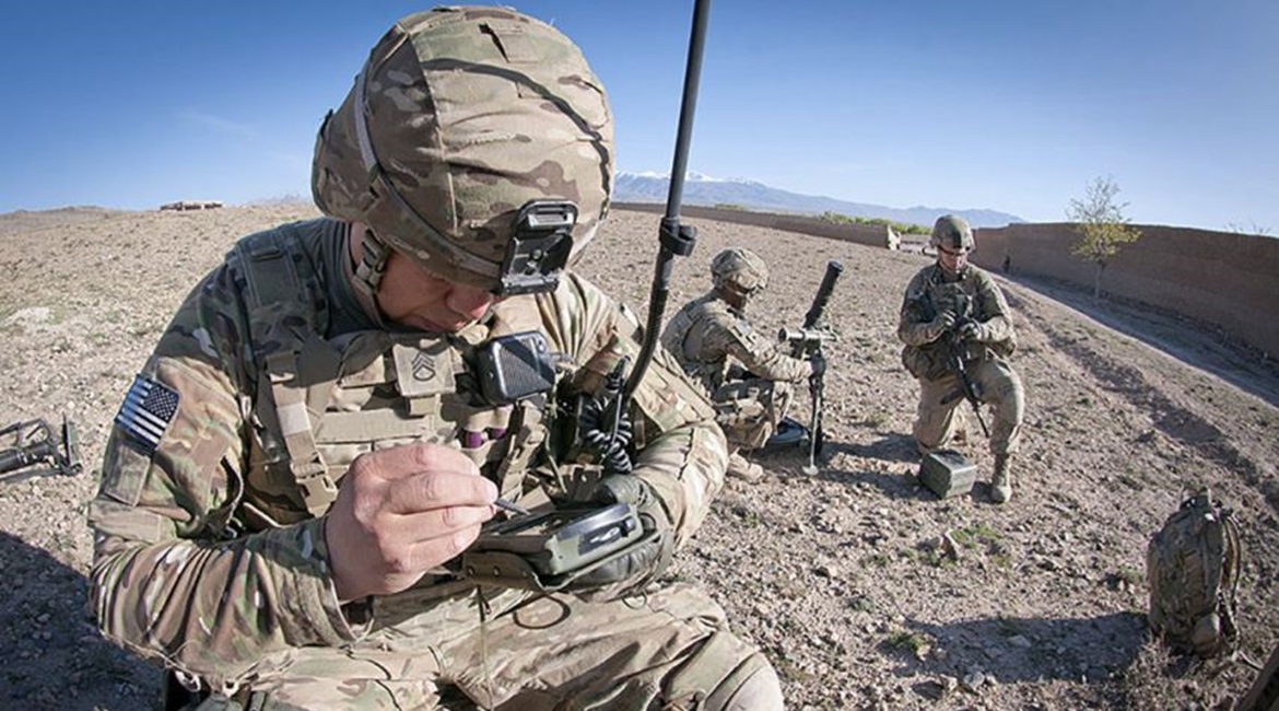US Army soldiers operate on General Dynamics' Common Hardware Systems-5 (CHS-5) suite of information technology hardware solutions.