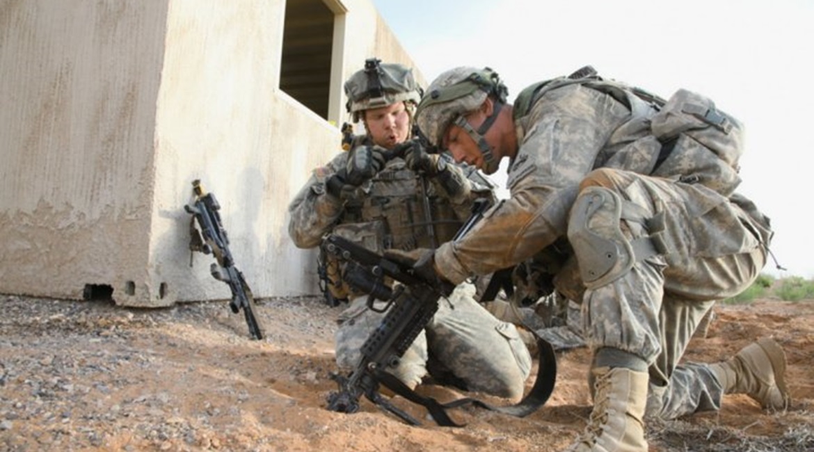 US Army soldiers conduct networked ground operations during field exercises for the Integrated Tactical Network (ITN).