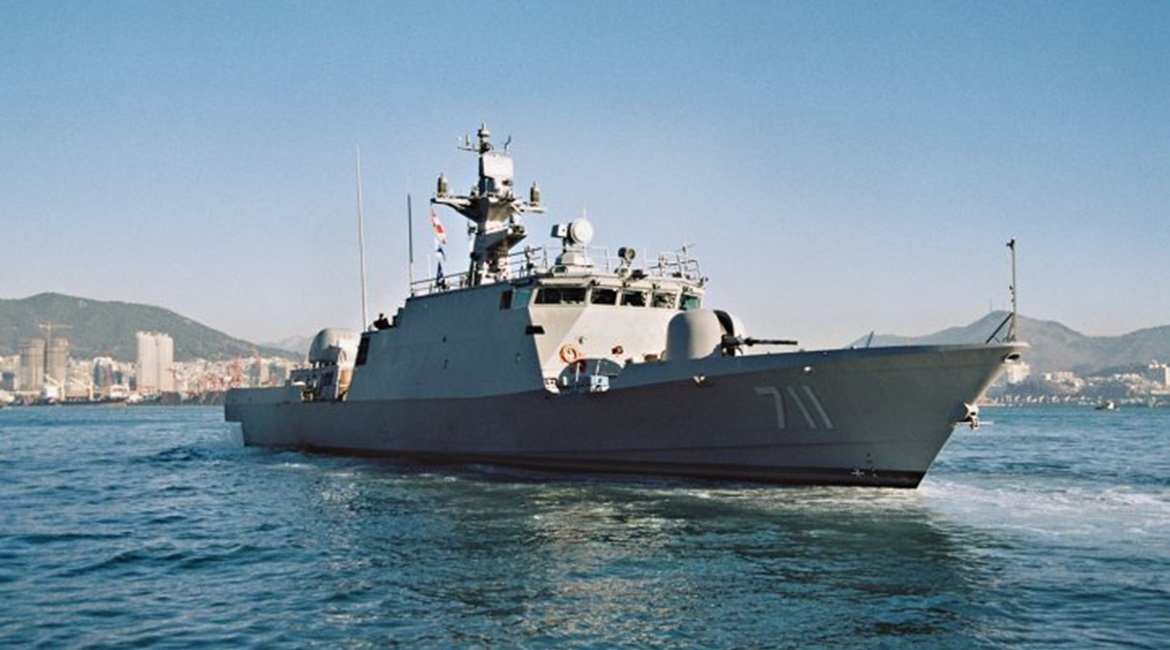 Three South Korean investment teams have lined up bids to acquire naval shipbuilder HHIC, constructor of the Republic of Korea Navy's PKX-B-class fast attack craft.