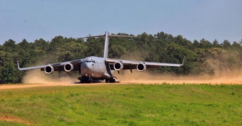 An RAF C-17 practised landing and taking off from the Fort Polk training facility in Louisiana on 26 December 2020.
