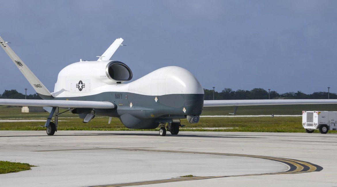 The US Navy is looking to enhance its newly introduced Triton UAS with a third-party targeting capability, having issued a sole-source notification for Northrop Grumman earlier in January 2021.