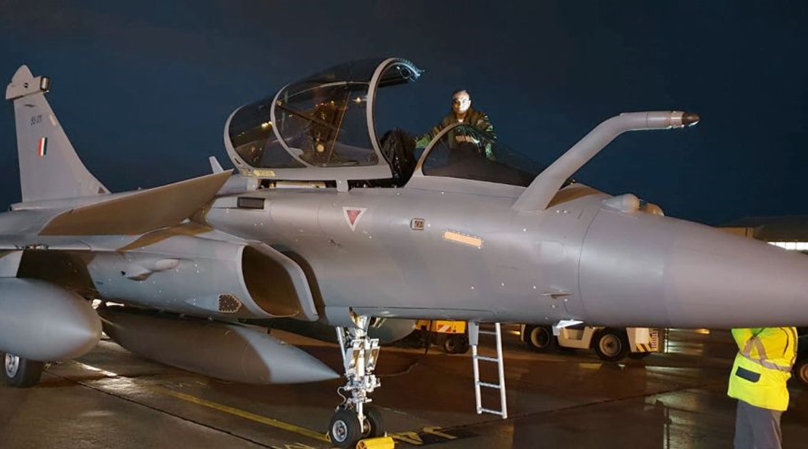 One of the three Dassault Rafale multirole fighters for the IAF that arrived in India on 27 January.