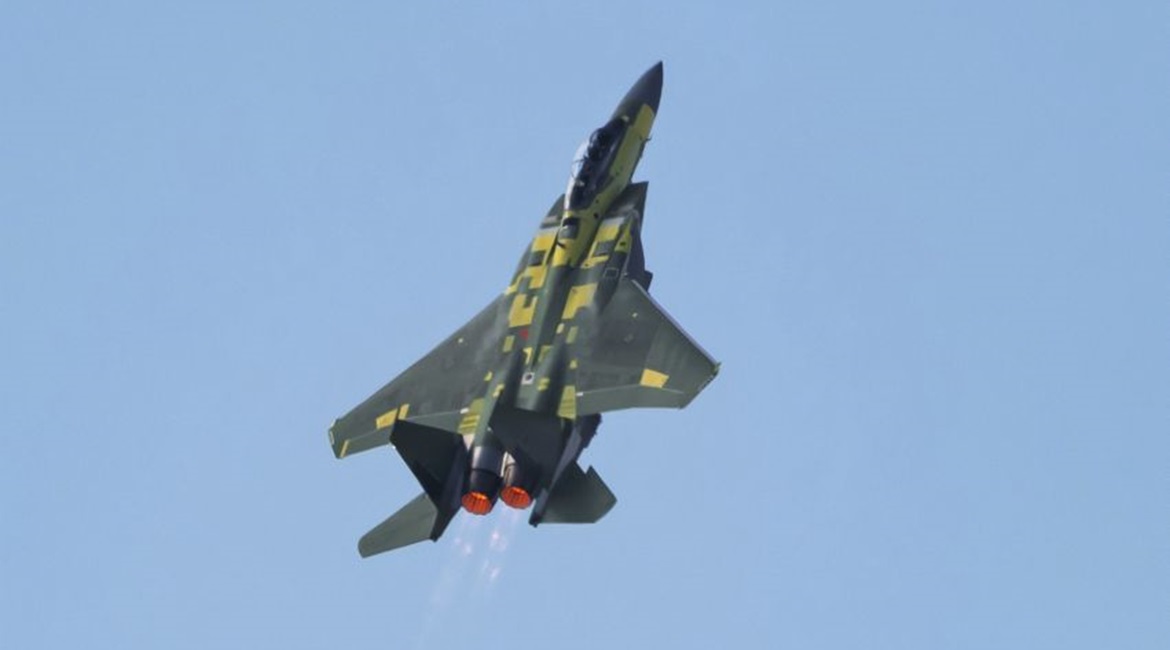 The first of upwards of 200 F-15EX combat aircraft for the US Air Force departs Lambert International Airport in St Louis on its maiden flight.