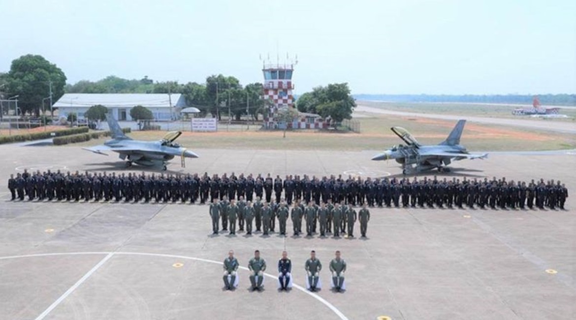 The RTAF held a decommissioning ceremony for an F-16A and an F-16B on 30 March.