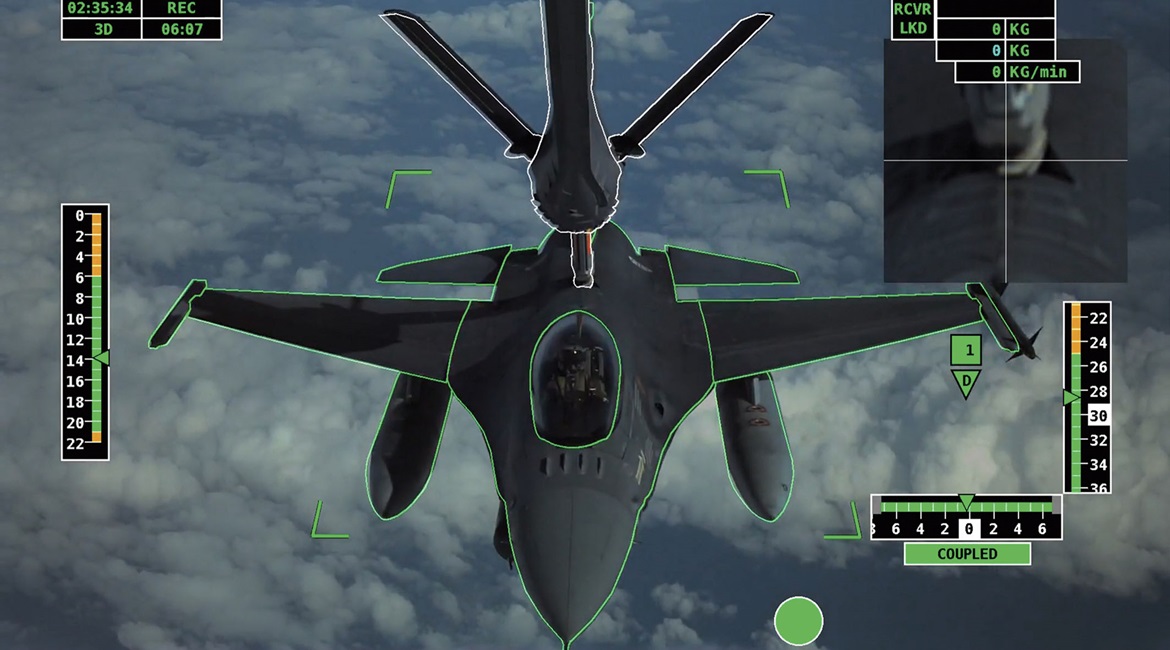 A graphic representation of Airbus's new automatic air-to-air refuelling (A3R) system passing fuel to an F-16 receiver aircraft.